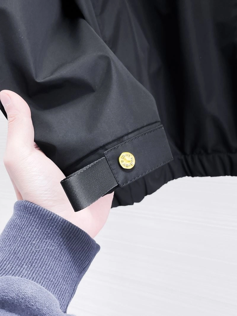 FreshLook Louis Vuitton Outwear 133869