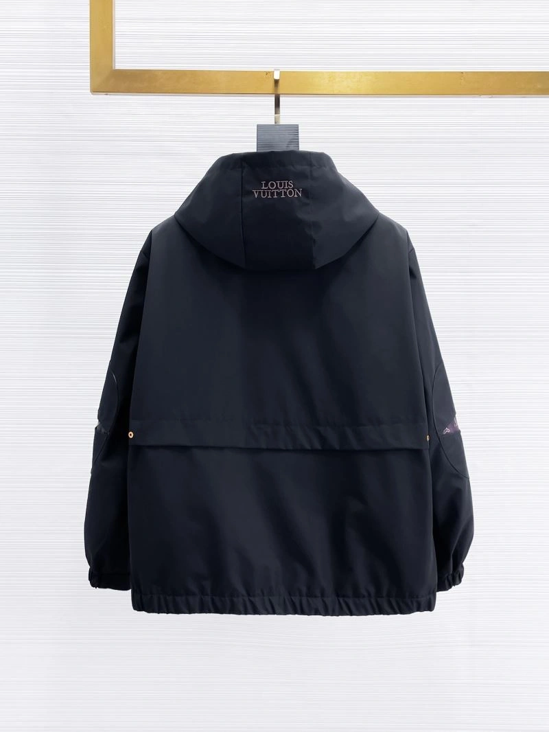 FreshLook Louis Vuitton Outwear 133869