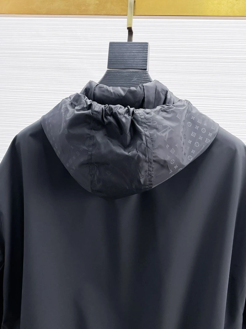 Casual Louis Vuitton Outwear 133871
