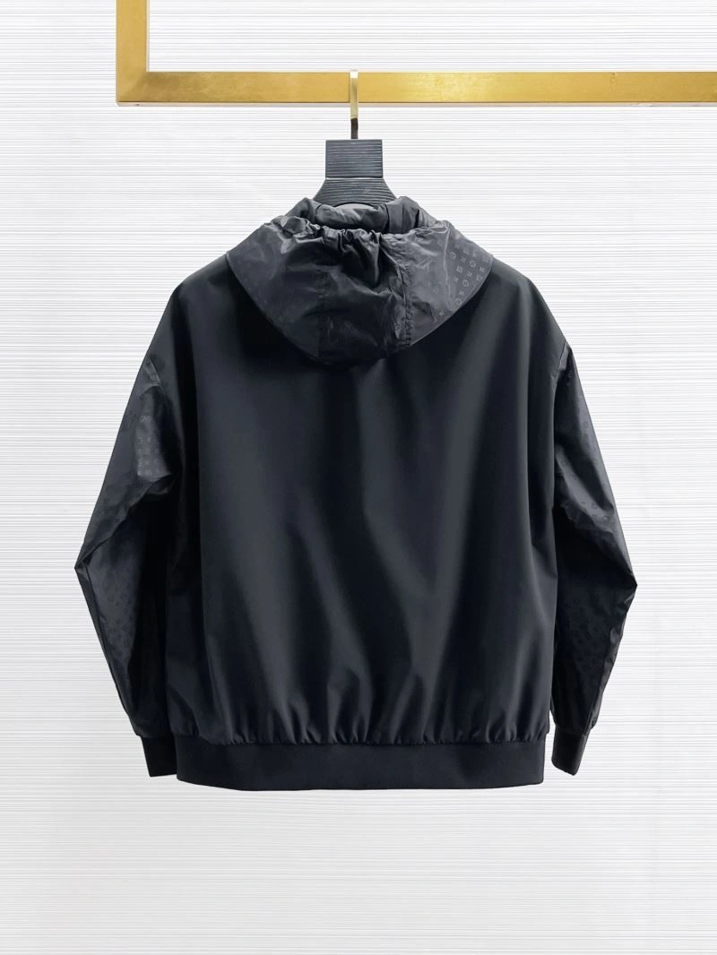 Casual Louis Vuitton Outwear 133871