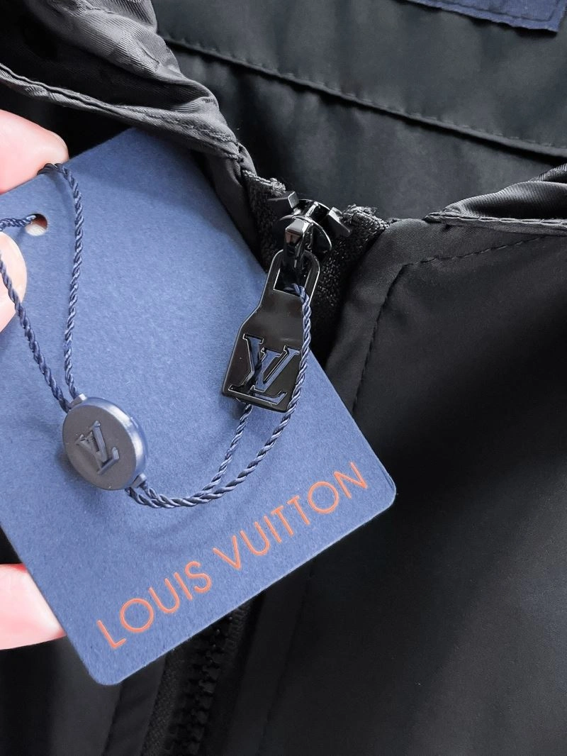 Casual Louis Vuitton Outwear 133871