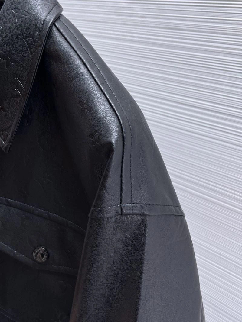 Louis Vuitton Outwear TravelReady 133856