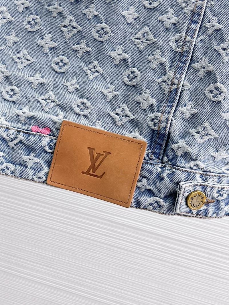 TimelessDesign Louis Vuitton Outwear 133852