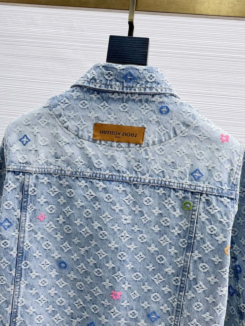 TimelessDesign Louis Vuitton Outwear 133852