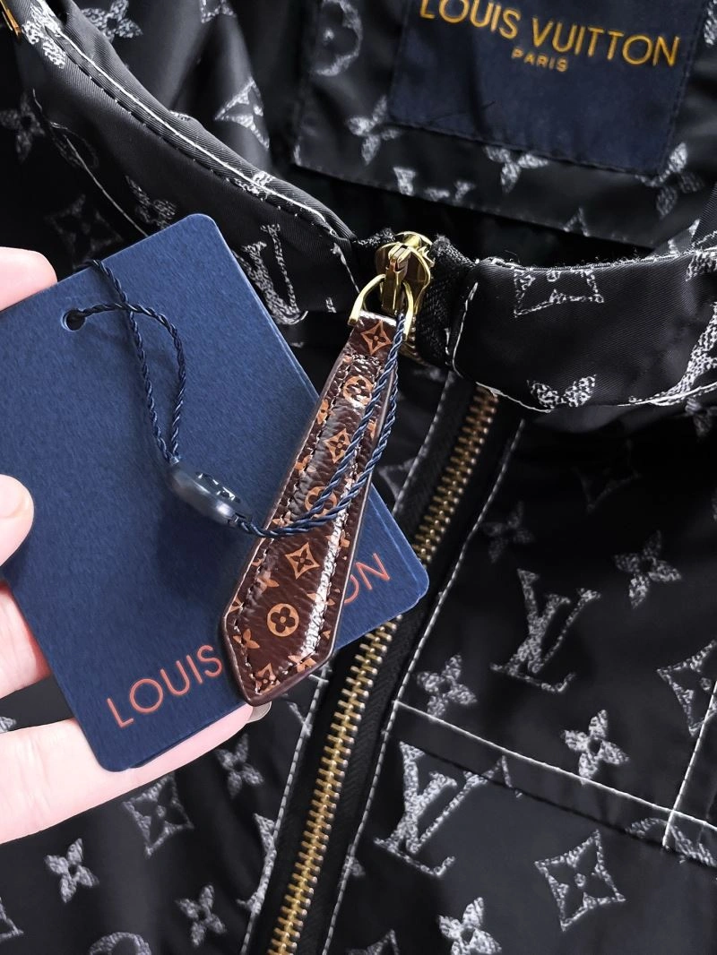 NewStyle Louis Vuitton Outwear 133842