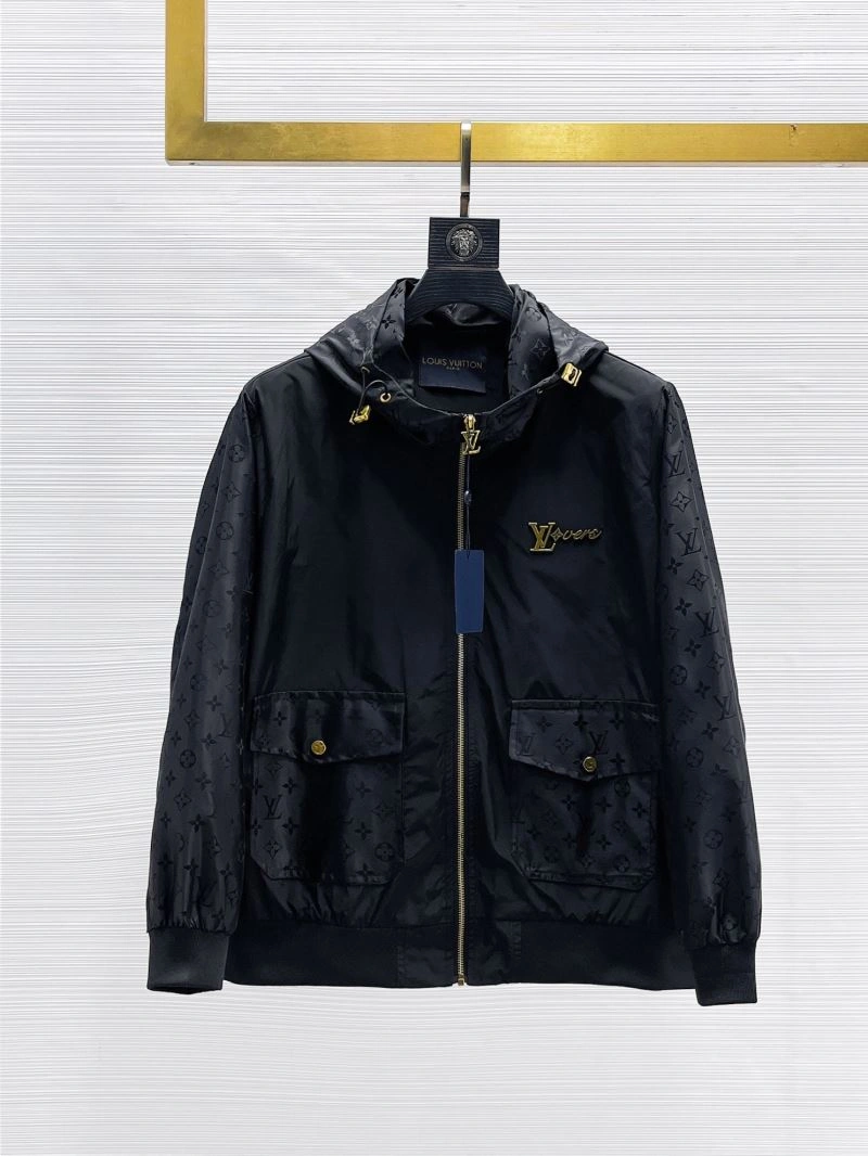 Louis Vuitton Outwear FreshLook 133868
