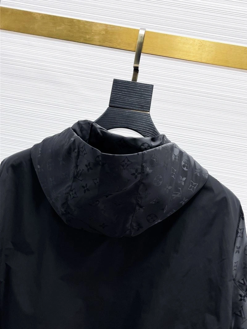 Louis Vuitton Outwear FreshLook 133868