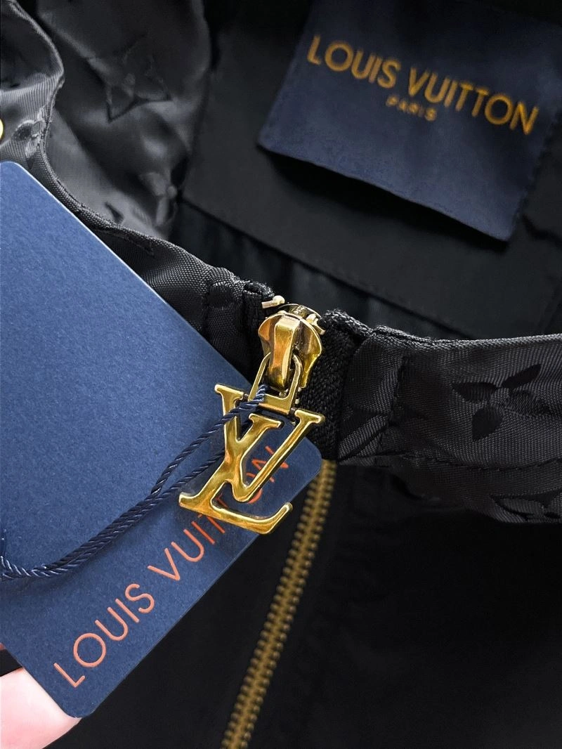 Louis Vuitton Outwear FreshLook 133868
