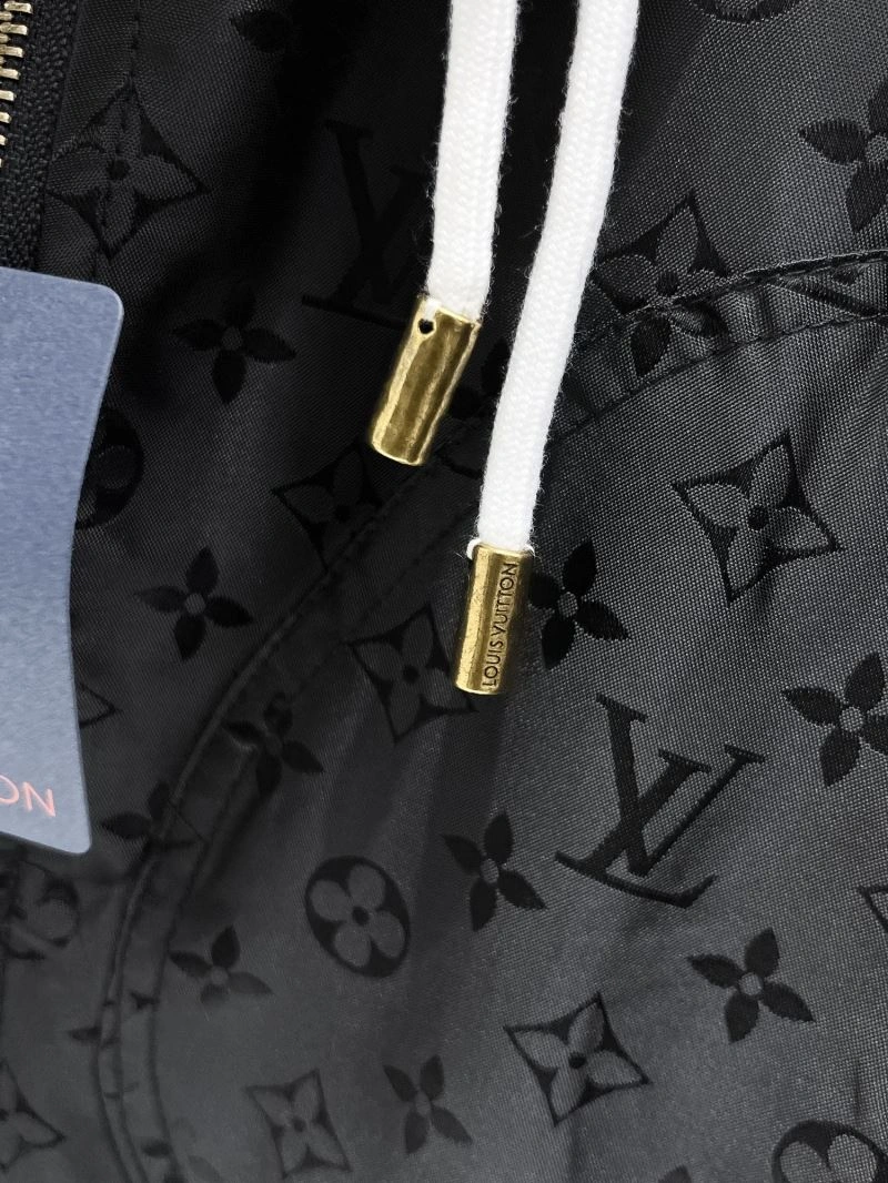 Louis Vuitton Outwear WeatherProof 133836
