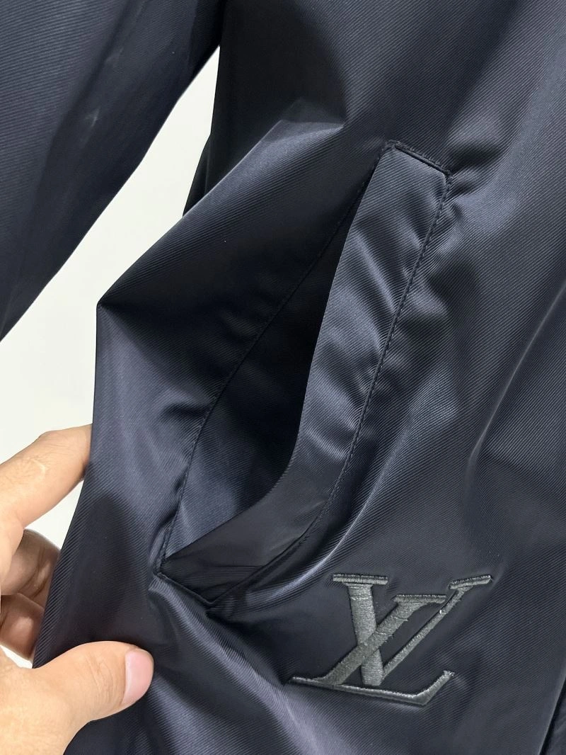 Louis Vuitton Outwear Effortless 133834