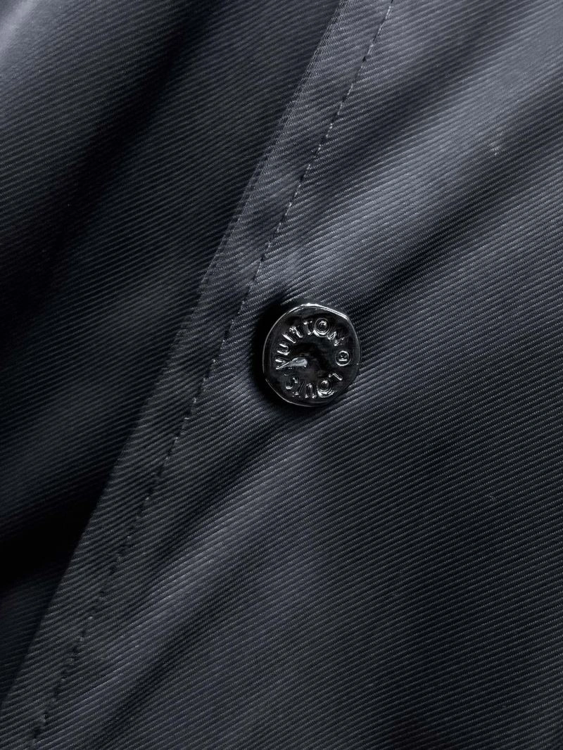 Louis Vuitton Outwear Effortless 133834