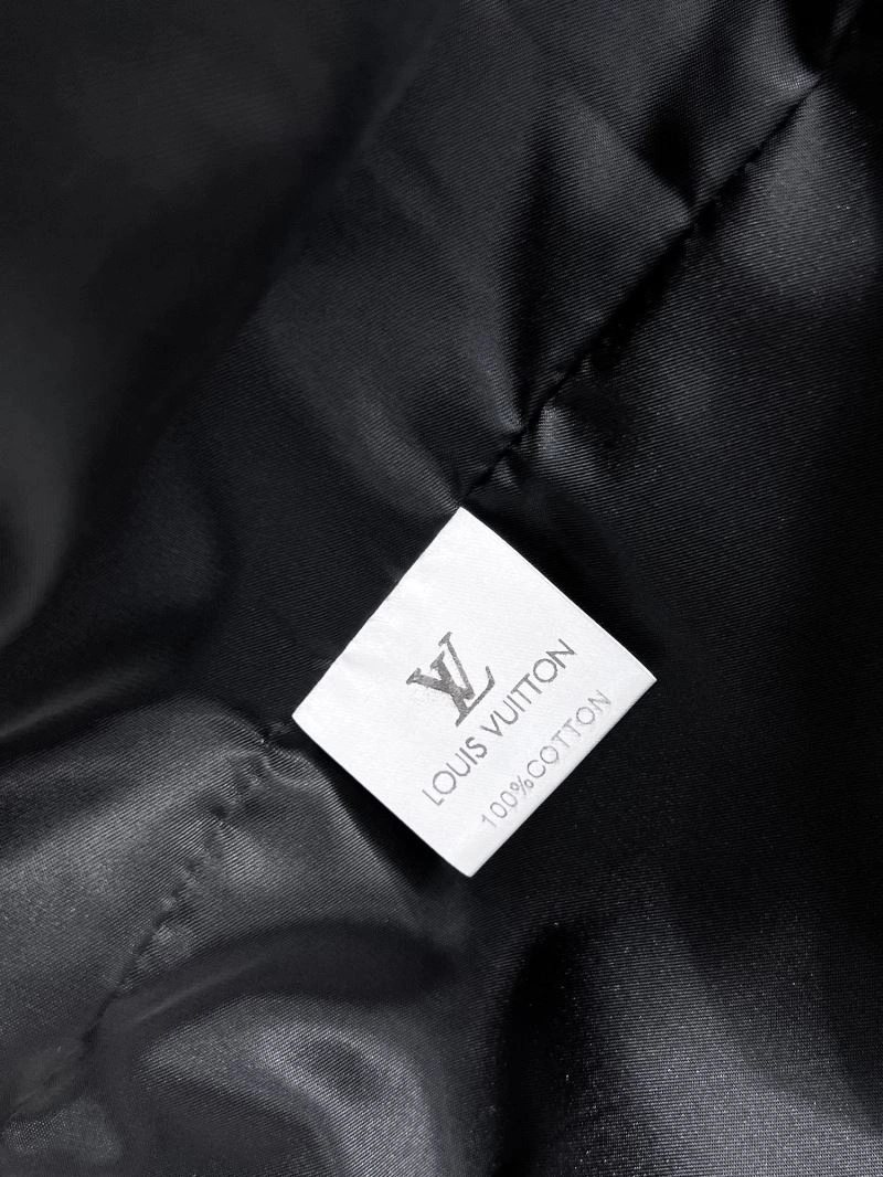 Louis Vuitton Outwear Minimalist 133819