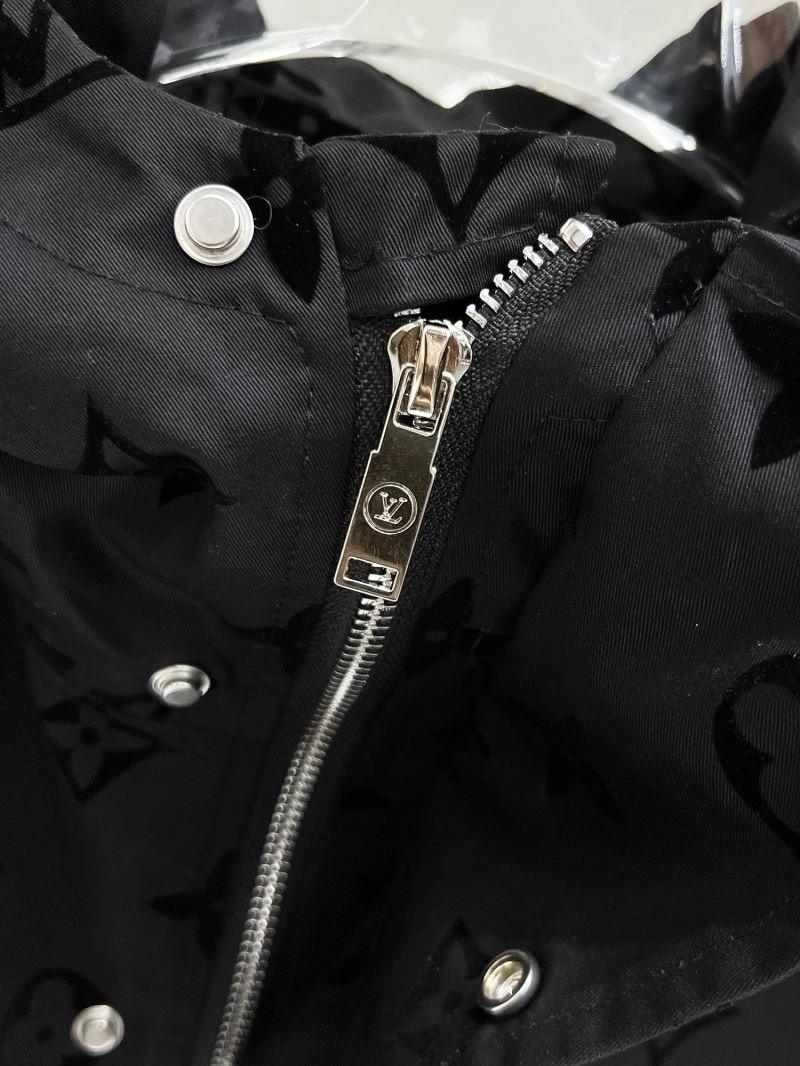 Louis Vuitton Outwear Minimalist 133819