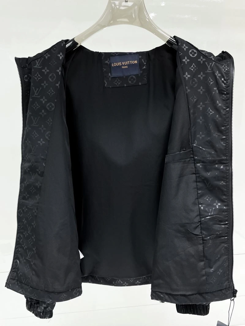 Louis Vuitton Outwear MoistureWicking 133827