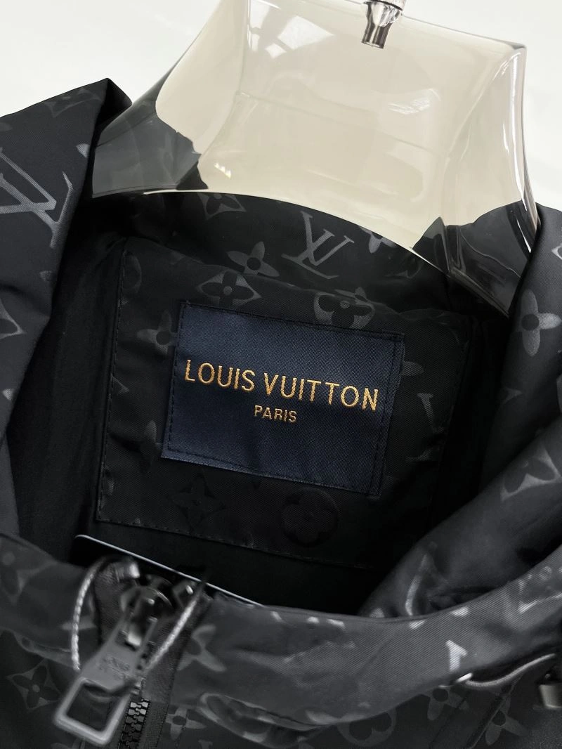 Louis Vuitton Outwear MoistureWicking 133827