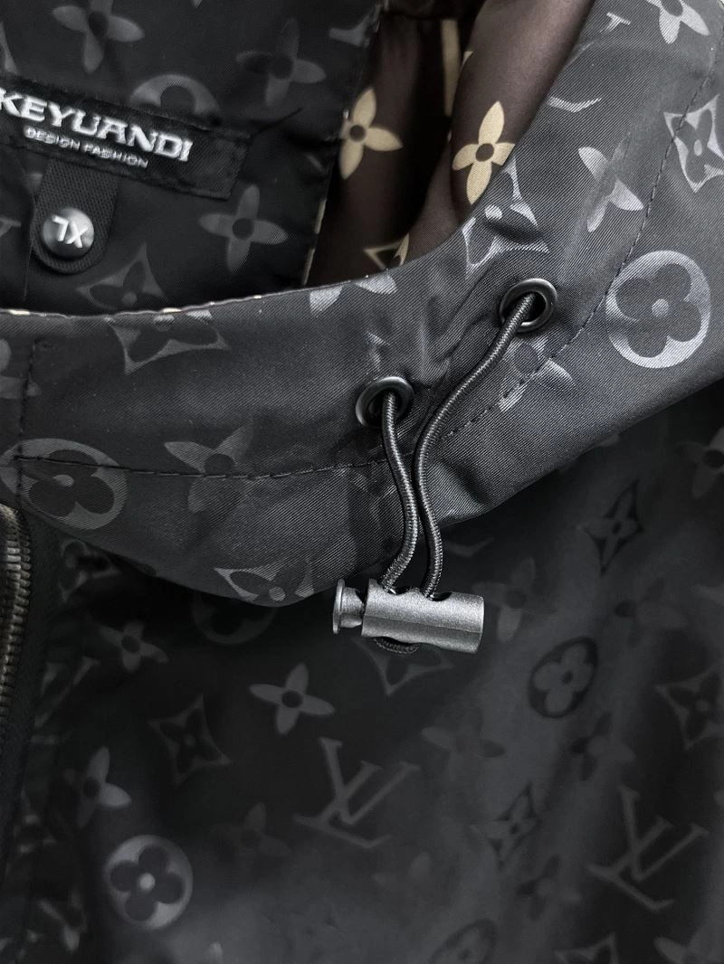 Louis Vuitton Outwear Seasonal 133809