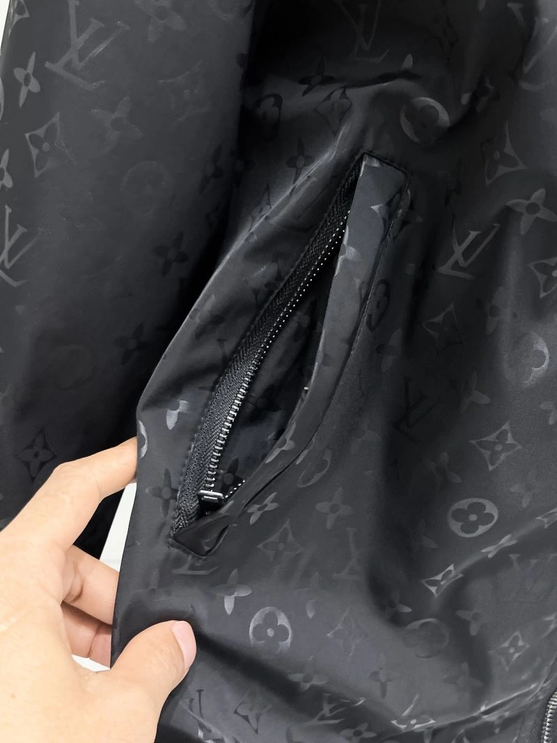 Louis Vuitton Outwear Seasonal 133809