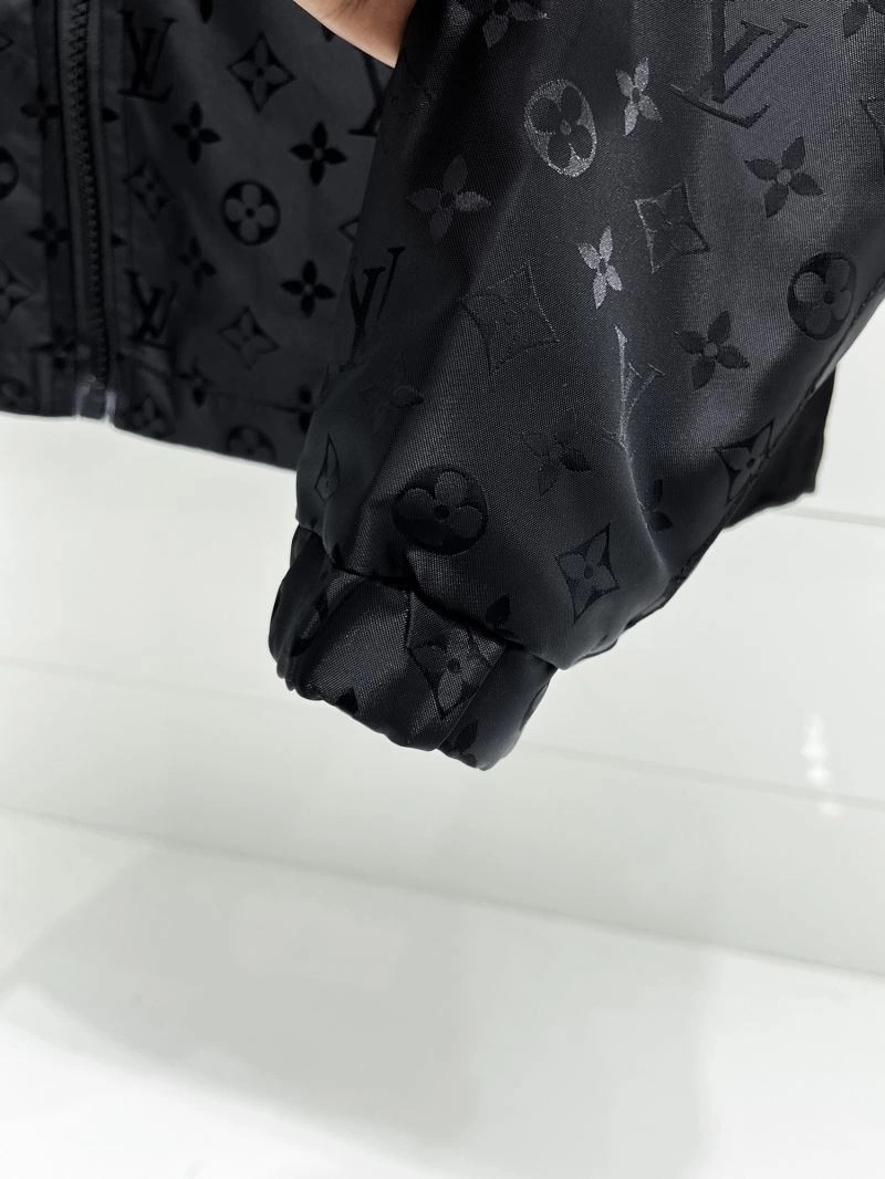 Louis Vuitton Outwear TravelReady 133823