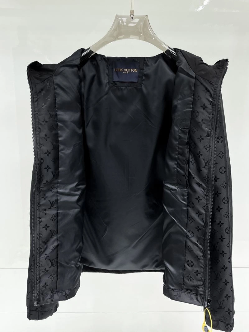 Louis Vuitton Outwear TravelReady 133823