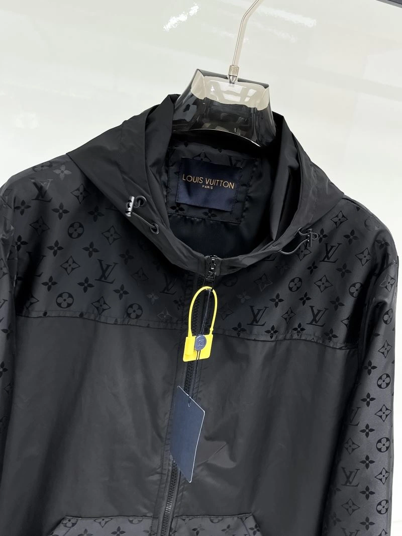 Louis Vuitton Outwear TravelReady 133823
