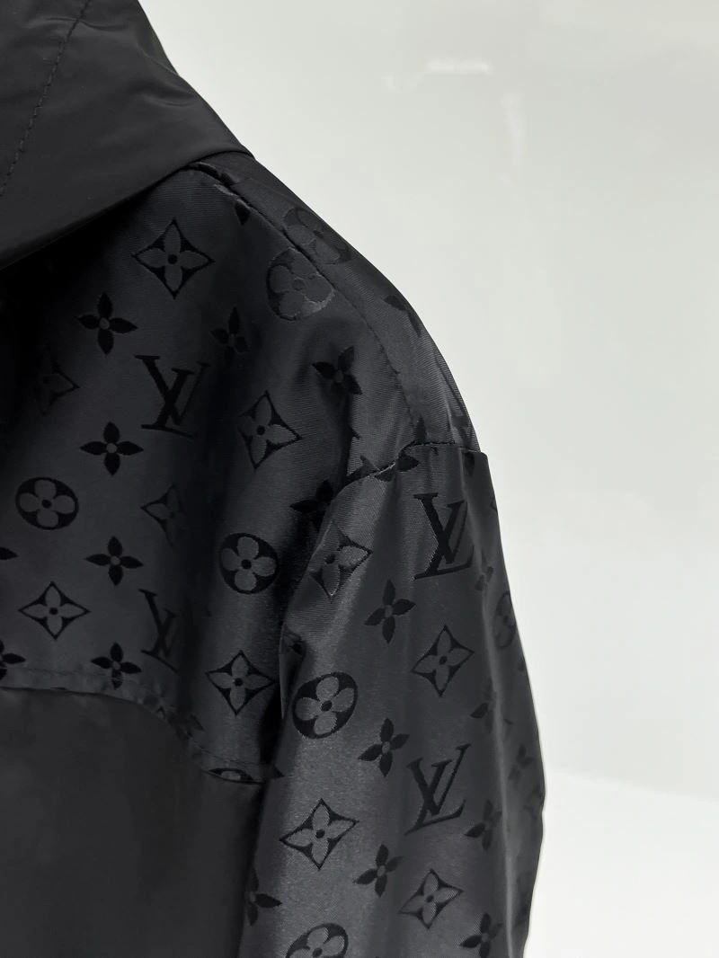 Louis Vuitton Outwear TravelReady 133823