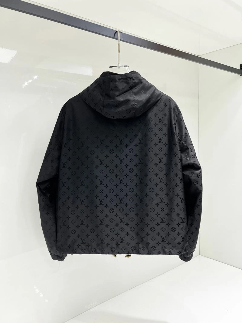 Louis Vuitton Outwear MultiPurpose 133824