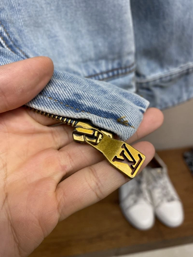 Fashionable Louis Vuitton Outwear 133815