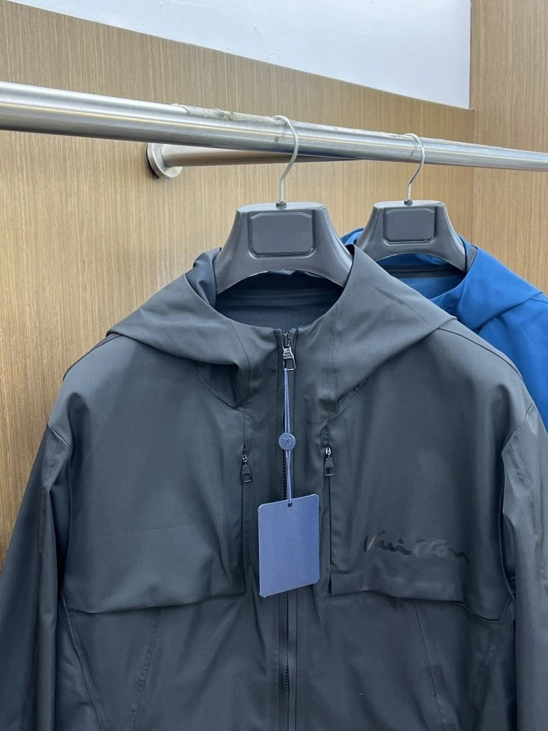 Affordable Louis Vuitton Outwear 133805