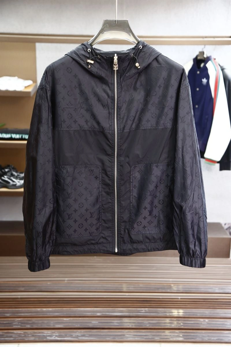 Louis Vuitton Outwear Resilient 133825