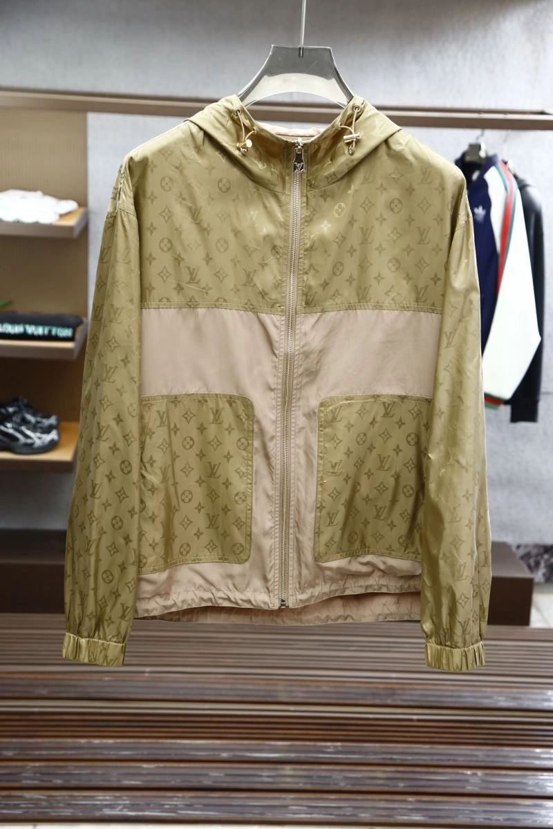 Louis Vuitton Outwear Practical 133816