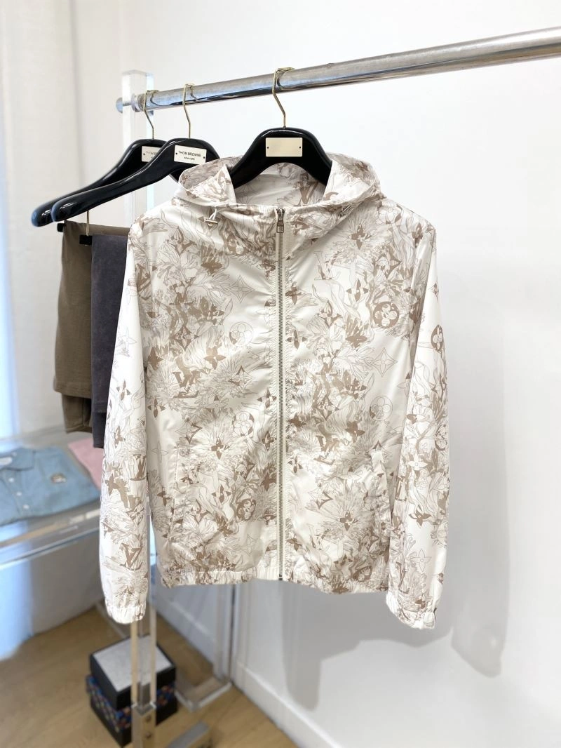 StreetReady Louis Vuitton Outwear 133806