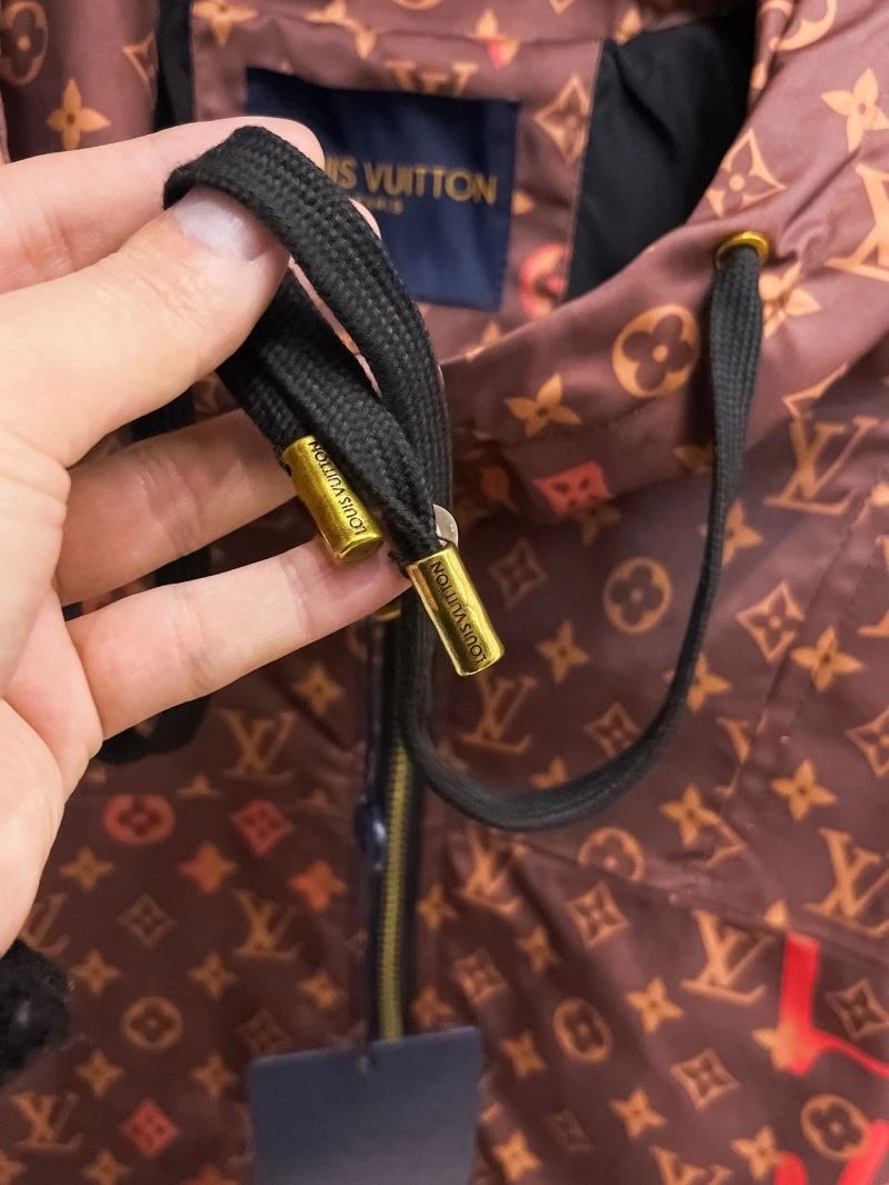Louis Vuitton Outwear TimelessDesign 133826