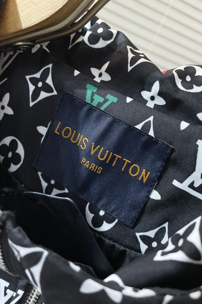 BestValue Louis Vuitton Outwear 133813