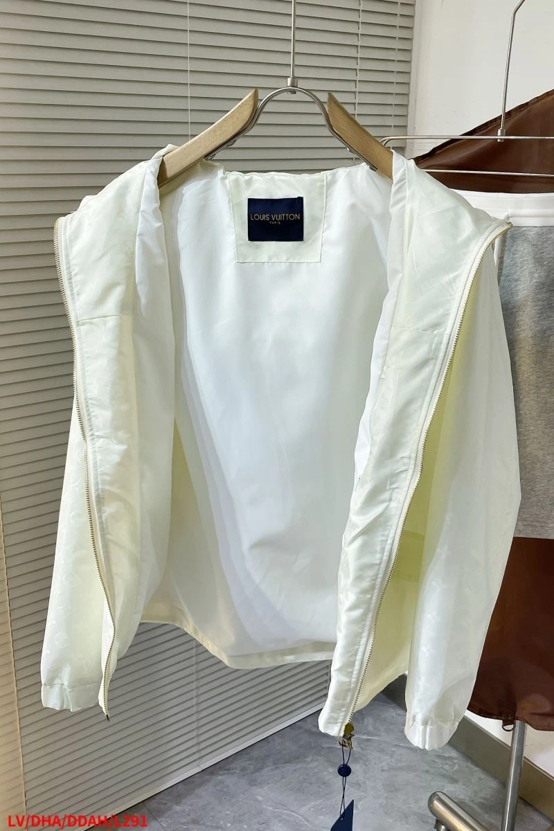 Louis Vuitton Outwear SmartChoice 133831