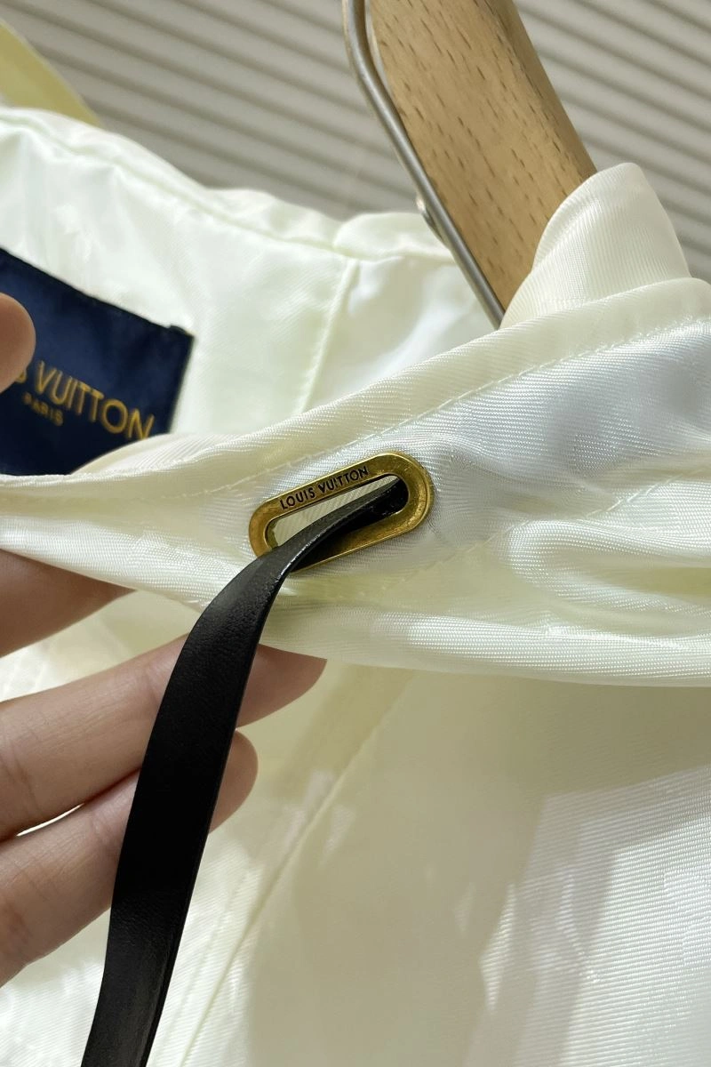 Louis Vuitton Outwear SmartChoice 133831