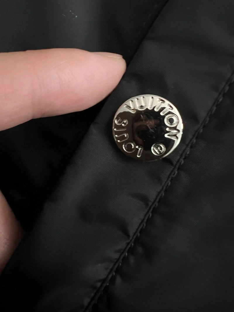 Functional Louis Vuitton Outwear 133822