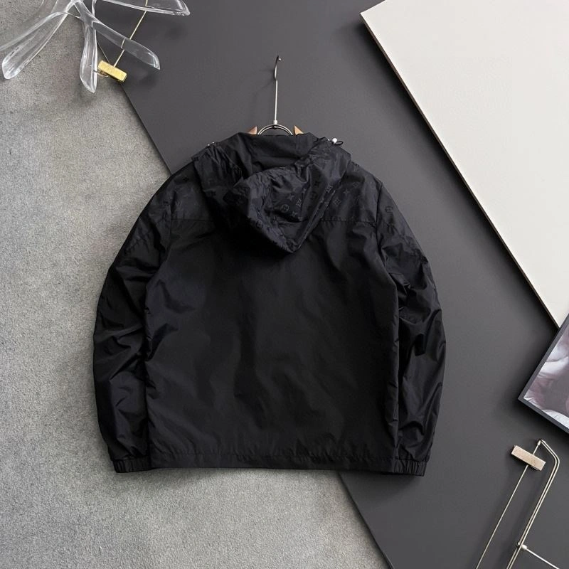 Functional Louis Vuitton Outwear 133822