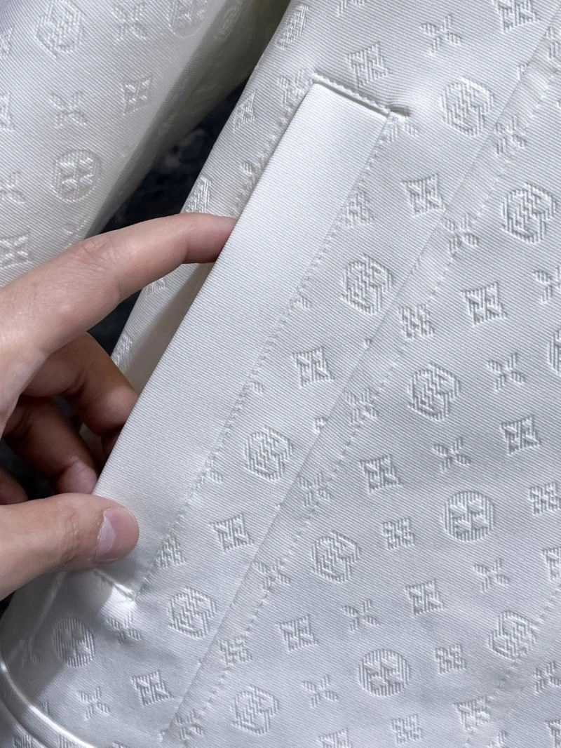 Louis Vuitton Outwear Casual 133800