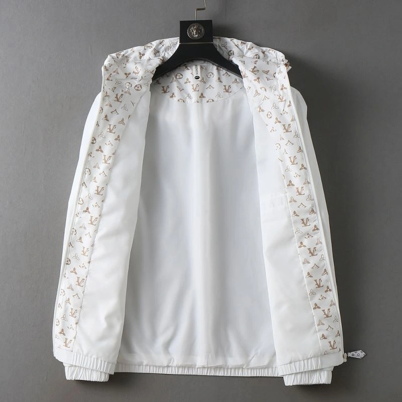 Stretchable Louis Vuitton Outwear 133798