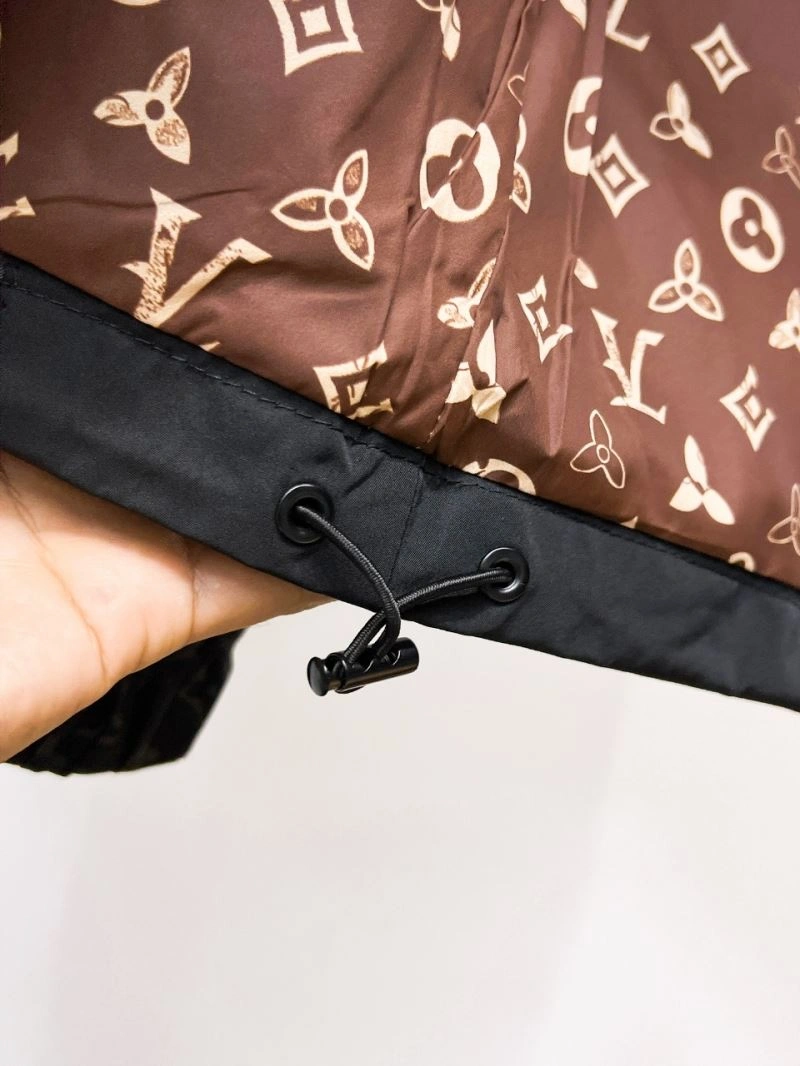 Modern Louis Vuitton Outwear 133797