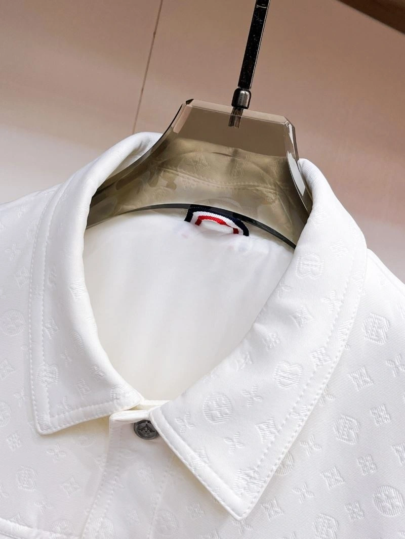 Timeless Louis Vuitton Outwear 133804