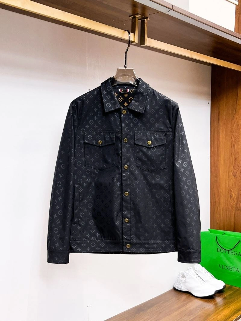 DailyWear Louis Vuitton Outwear 133795