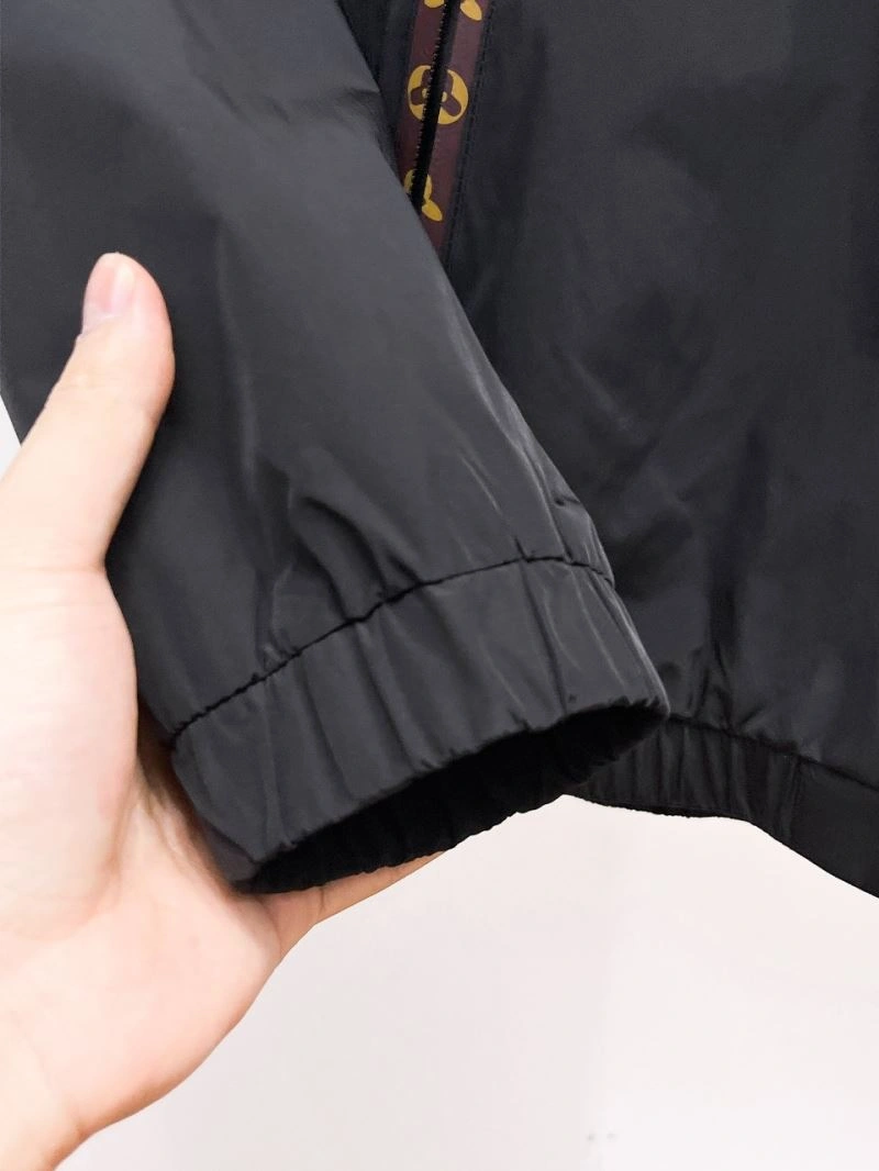 Contemporary Louis Vuitton Outwear 133793
