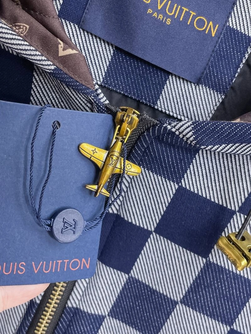 Premium Louis Vuitton Outwear 133792