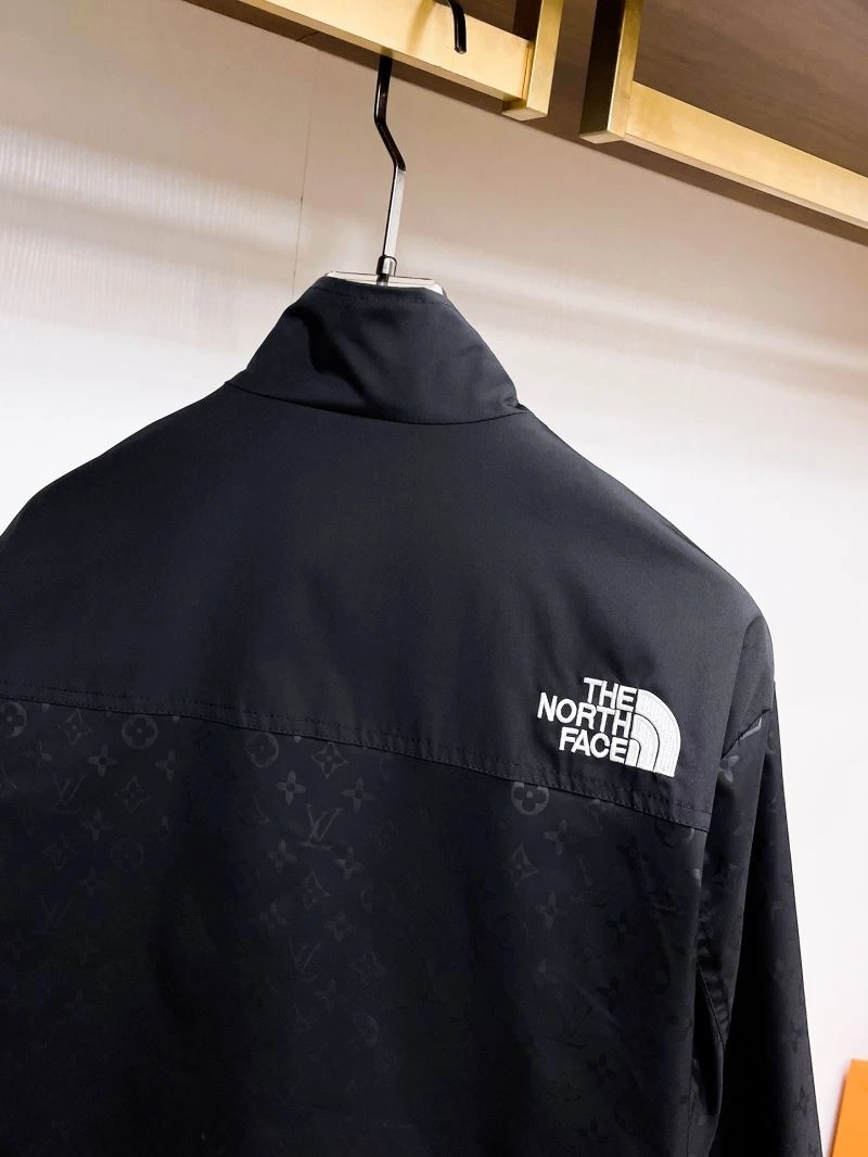 Louis Vuitton Outwear Stretchable 133784