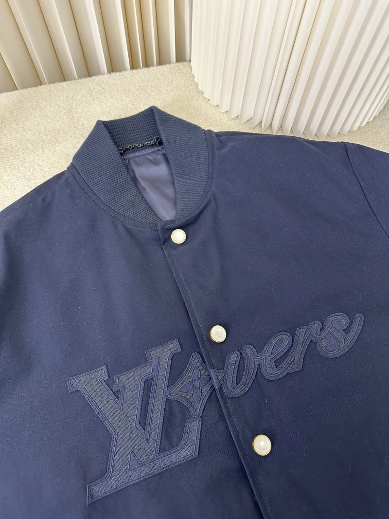 Louis Vuitton Outwear Sporty 133783