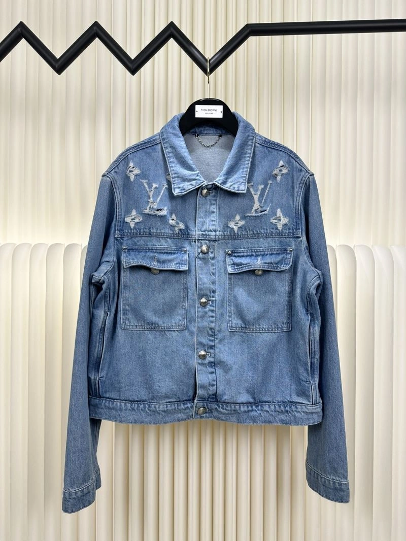 EyeCatching Louis Vuitton Outwear 132978