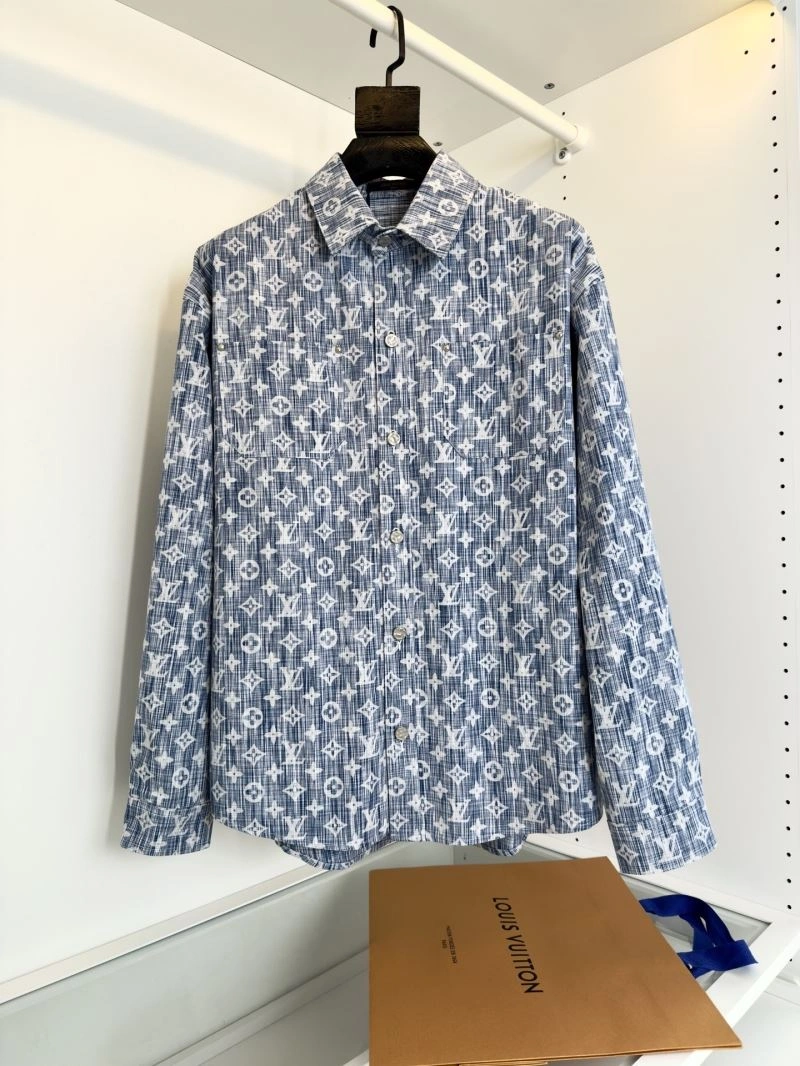 Breathable Louis Vuitton Outwear 132970