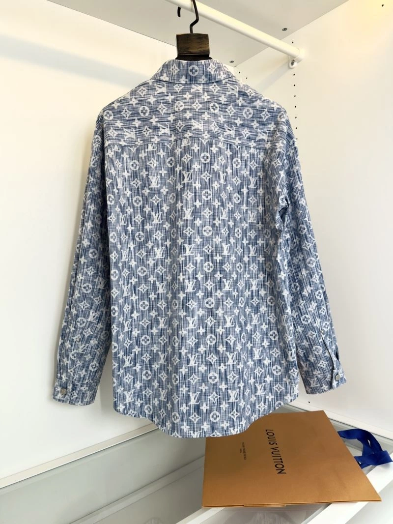 Breathable Louis Vuitton Outwear 132970