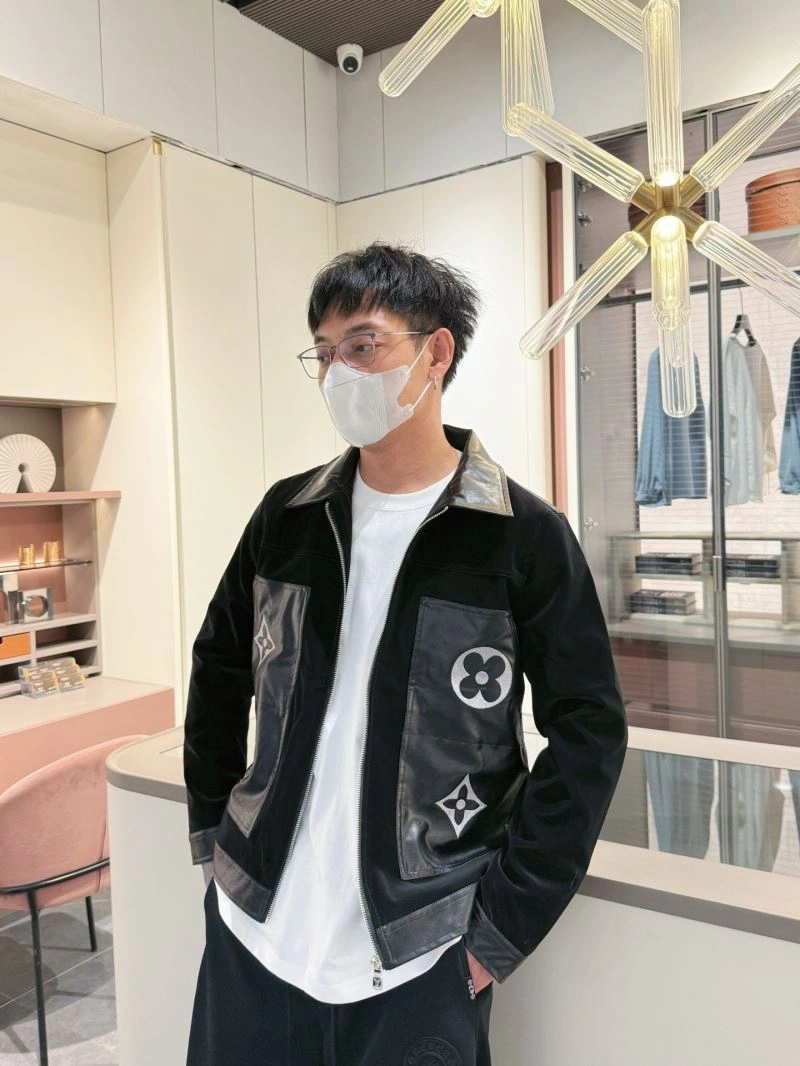 Durable Louis Vuitton Outwear 132967